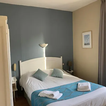 メゾン リシェ ホテル レ・サ​​ーブル・ドロンヌ