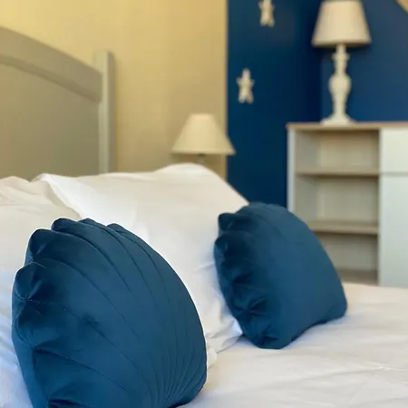 メゾン リシェ ホテル レ・サ​​ーブル・ドロンヌ